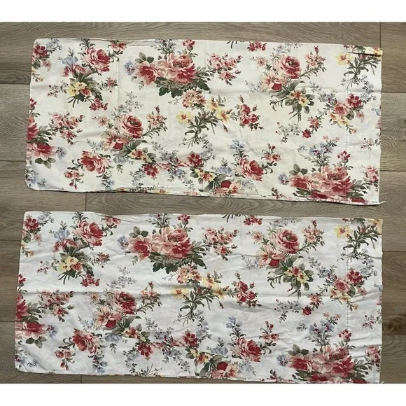 Vtg Pr Ralph Lauren Petticoat White Floral KING Pillowcases (2) - Picture 6 of 12